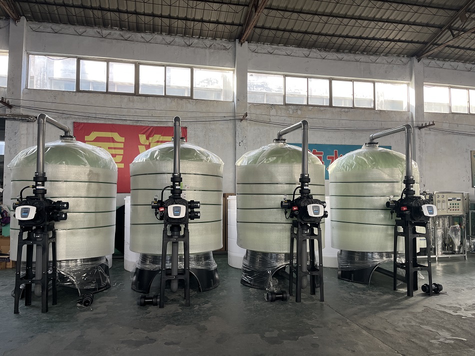 軟化水設(shè)備 (1)大.jpg 軟化水設(shè)備 (1)大.jpg